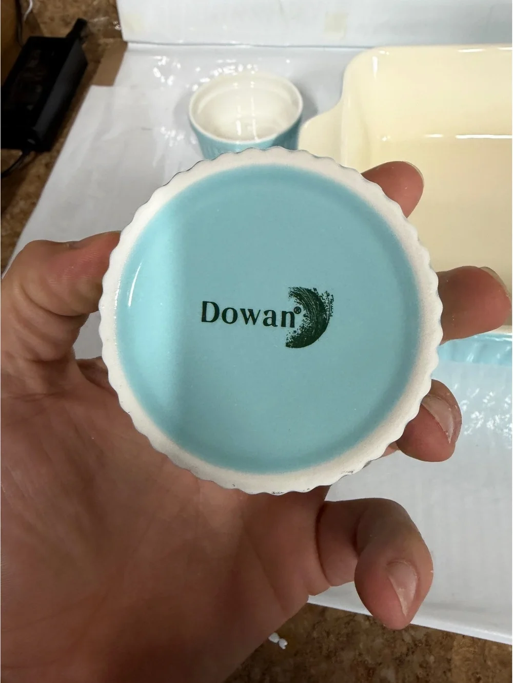 Dowan Blue Ceramic Baking Dish with 4 Ramekins Set
